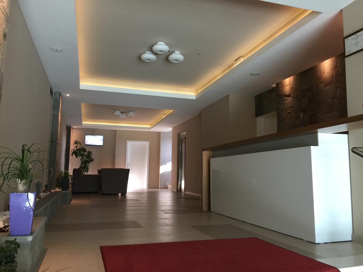 Herges Hotel Durrës Eksteriør billede