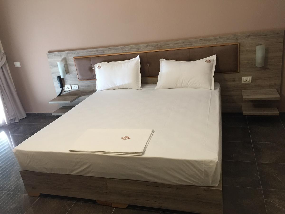 Herges Hotel Durrës Værelse billede