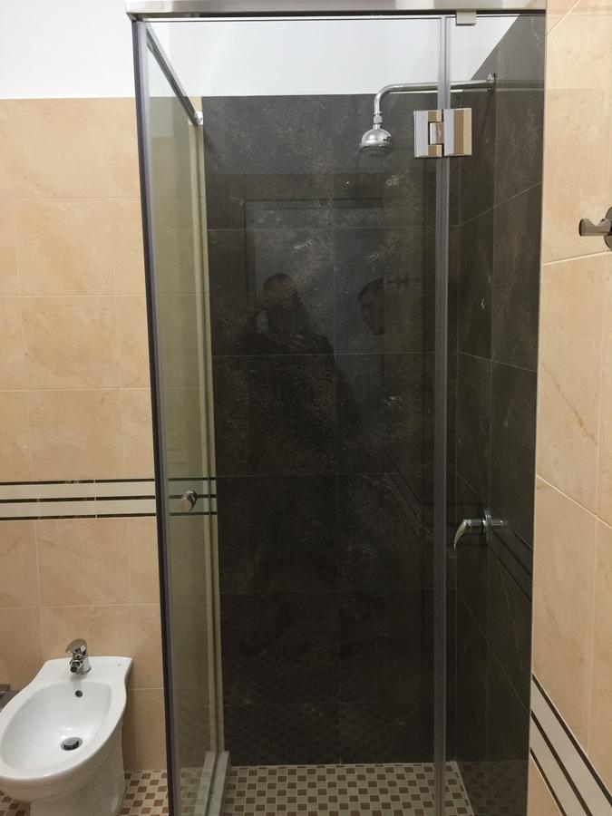 Herges Hotel Durrës Eksteriør billede